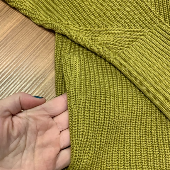 Lululemon Cashlu sweater wrap cardigan NWT M/L - Picture 6 of 10